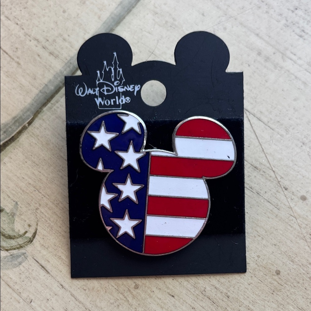 Disney Black Backing Brooch Card with Barcode
